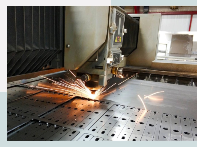 Лазерная резка металла в Самаре от 606 руб.